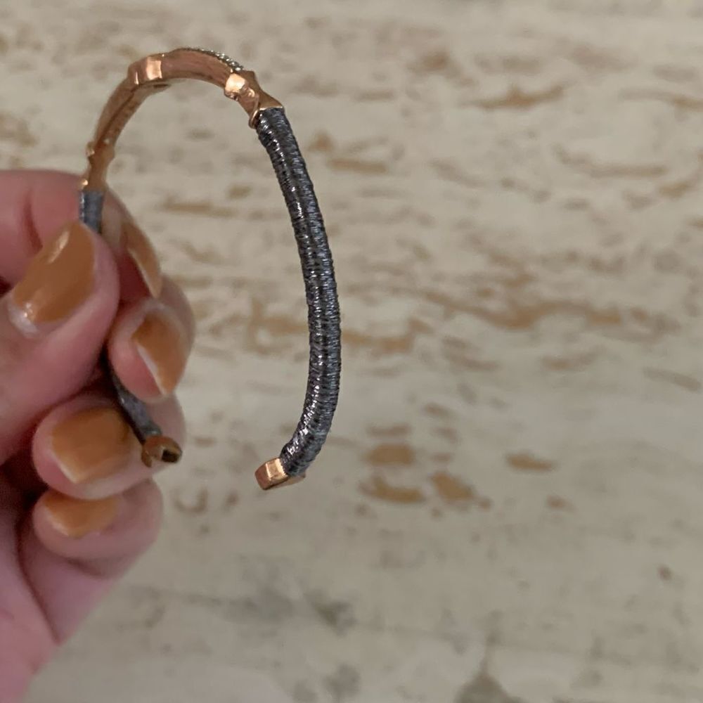 Stella dot rose gold arrow motif “resilience” cuff - Picture 3 of 7
